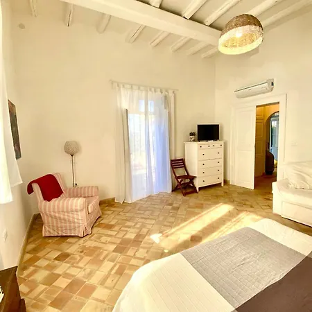 Euribia بيت للعطل سانتا مارينا سالينا