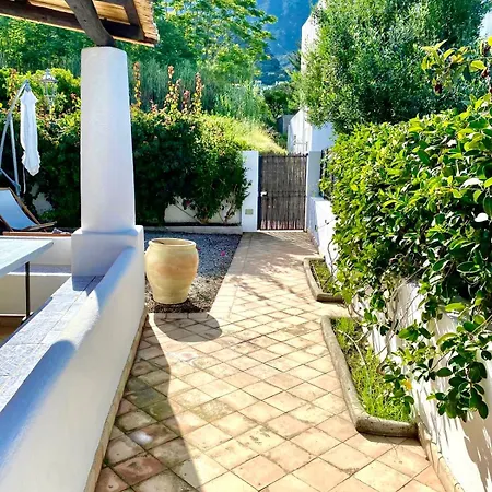 Euribia بيت للعطل *